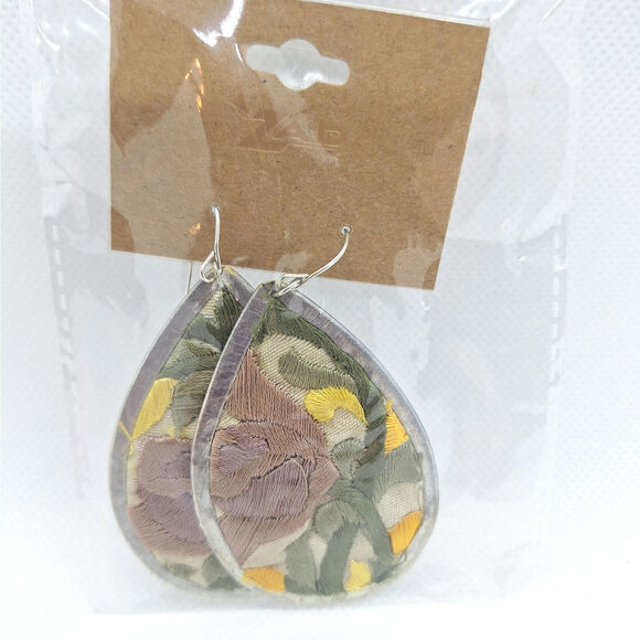 Embroidered Flower Teardrop Earring Brown Green Silver Tone Fishhook Ear Wires - Picture 2 of 4